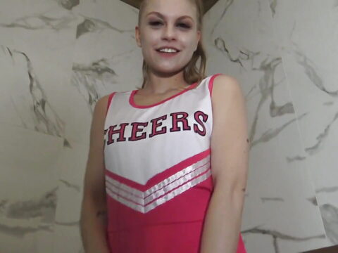 Young cheerleader Nasty solo performance