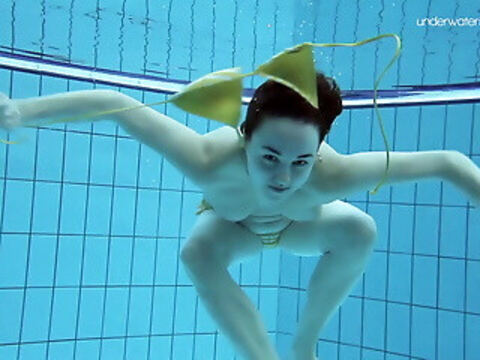 Little tits teen Lada underwater naked