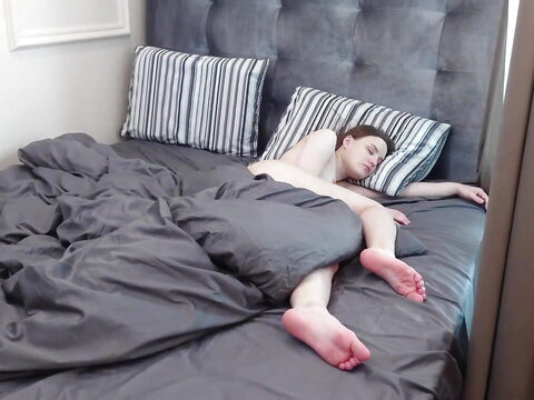 Young European amateur girlfriend gives great blow job and gets cum on her face