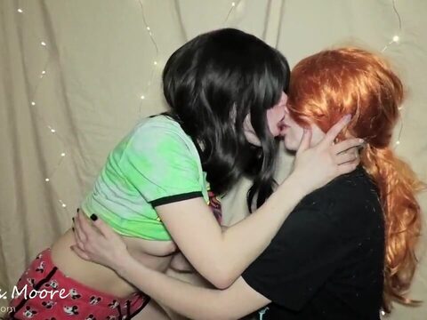 Homemade video of a lesbian stepsister licking her pussy and ass