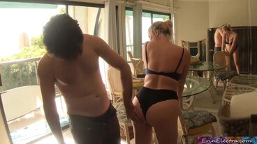 Amateur couple gets taboo with natural tits and stepbrother